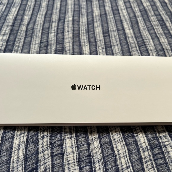 Apple Black 44mm M/L Watch Band Partial - Picture 2 of 2